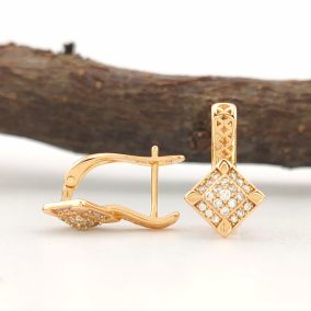 Zelma aranyszínű orvosi fém fülbevaló