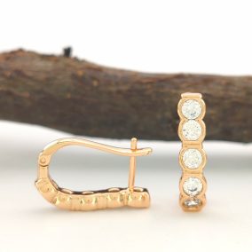 Kármen White aranyszínű orvosi fém fülbevaló