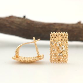 Suzette aranyszínű orvosi fém fülbevaló