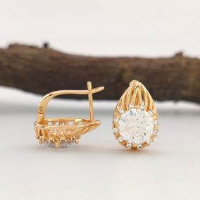 Gitta White aranyszínű orvosi fém fülbevaló