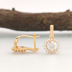 Betta aranyszínű orvosi fém fülbevaló