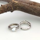 Avelia ezüstszínű orvosi fém fülbevaló Swarovski kristállyal