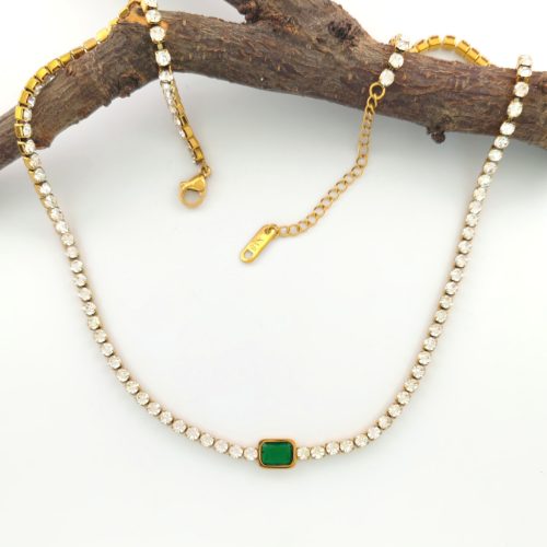 Judit Smaragd aranyszínű nemesacél nyaklánc kristályokkal