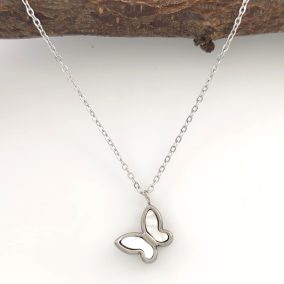 Ili ezüstszínű nemesacél nyaklánc pillangó medállal