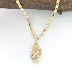 Imelda aranyszínű orvosi fém medál