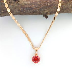 Izus Red aranyszínű orvosi fém medál bordó kristállyal