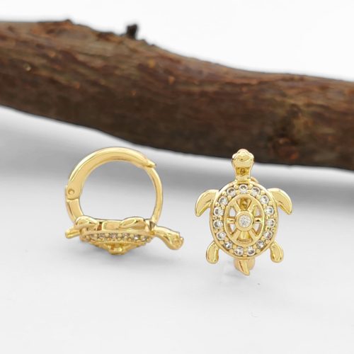 Élia aranysárga színű orvosi fém teknőc fülbevaló