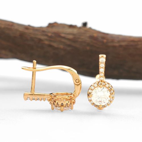 Mabell White aranyszínű orvosi fém fülbevaló fehér kristály díszítéssel