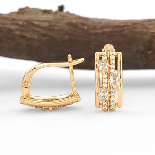 Petrónia aranyszínű orvosi fém fülbevaló