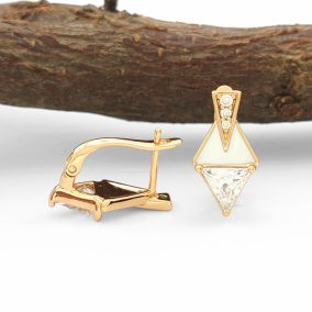   Polly aranyszínű orvosi fém fülbevaló fehér kristályokkal