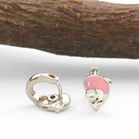 Briny Pink ezüstszínű orvosi fém delfin fülbevaló