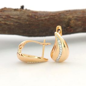   Letty aranyszínű orvosi fém fülbevaló fehér kristályokkal