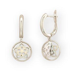 Velmira ezüstszínű orvosi fém virág fülbevaló