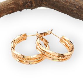   Berilly aranyszínű orvosi fém karika fülbevaló metszett mintával