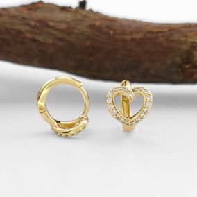Harti aranysárga színű orvosi fém szívecske fülbevaló